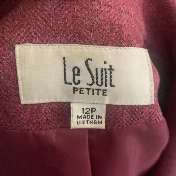 NWT Le Suit 12p 2 piece skirt and blazer suit ❤️ - Picture 10 of 13